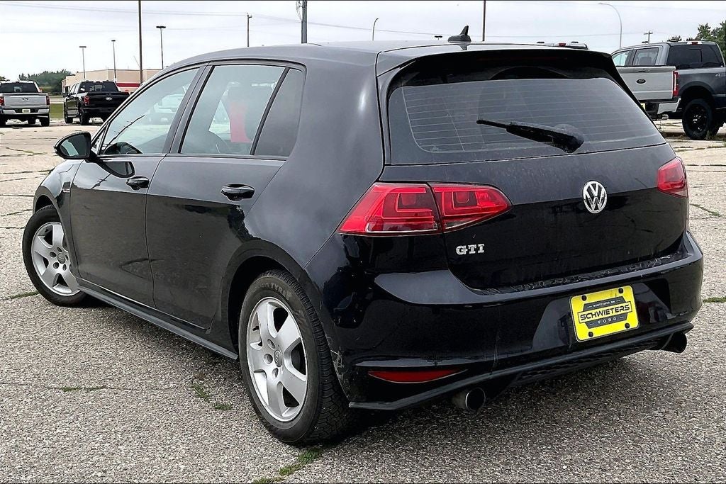 2015 Volkswagen Golf GTI 2.0T S