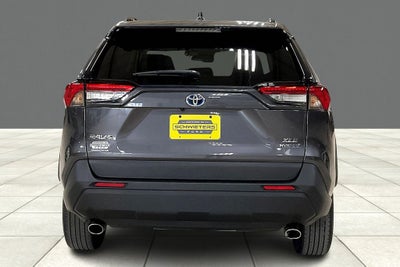 2024 Toyota RAV4 Hybrid XLE