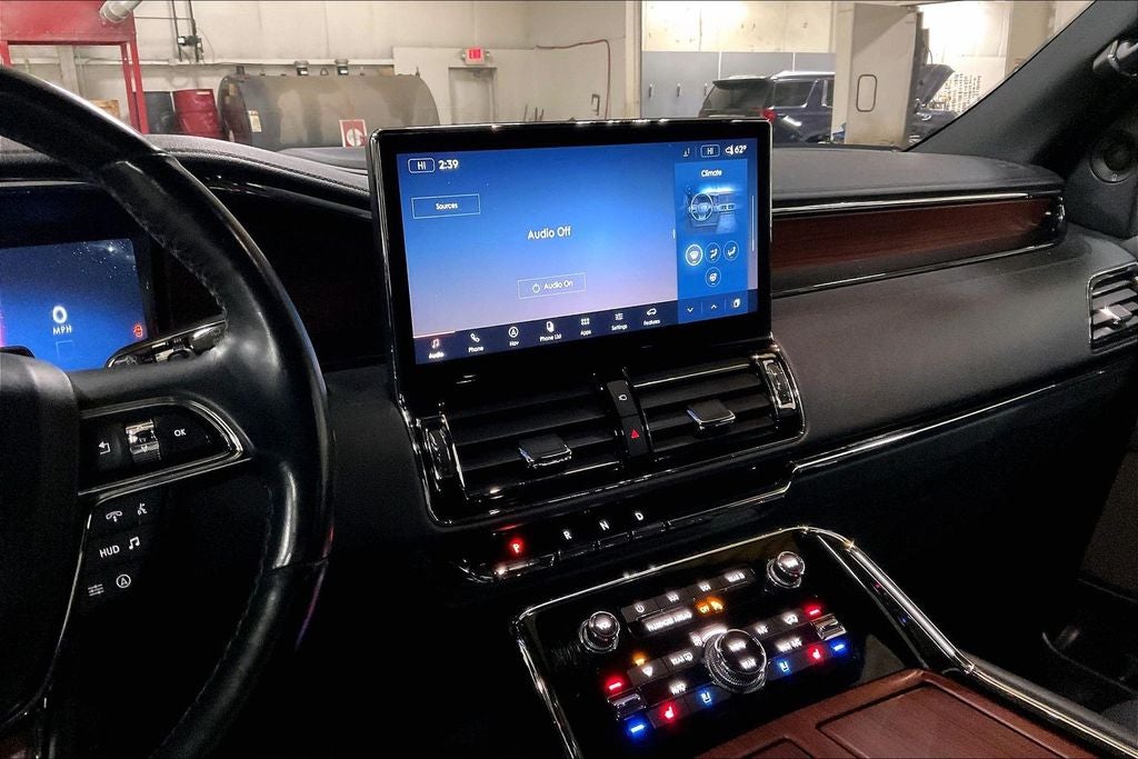 2023 Lincoln Navigator Reserve