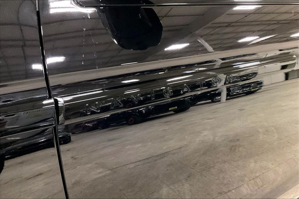 2025 Lincoln Navigator L Reserve