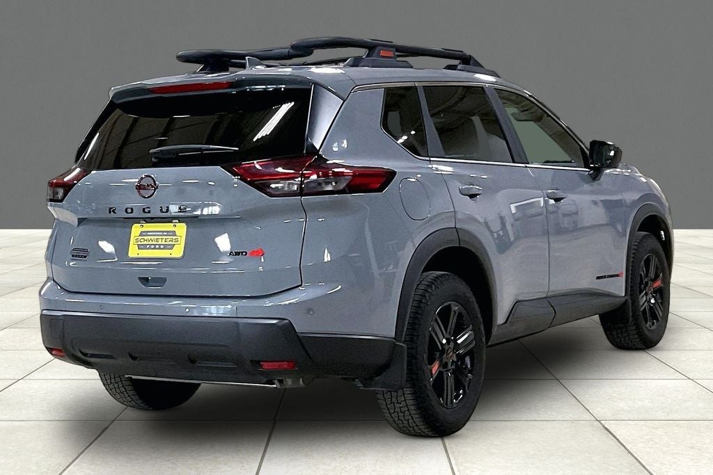 2025 Nissan Rogue Rock Creek