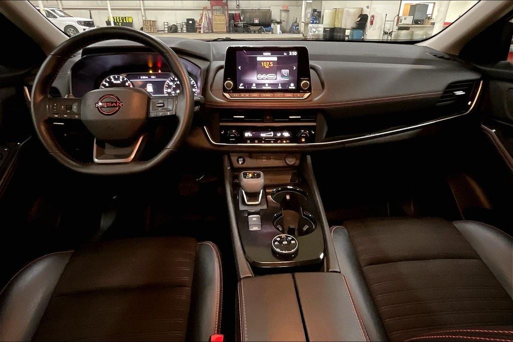 2025 Nissan Rogue Rock Creek