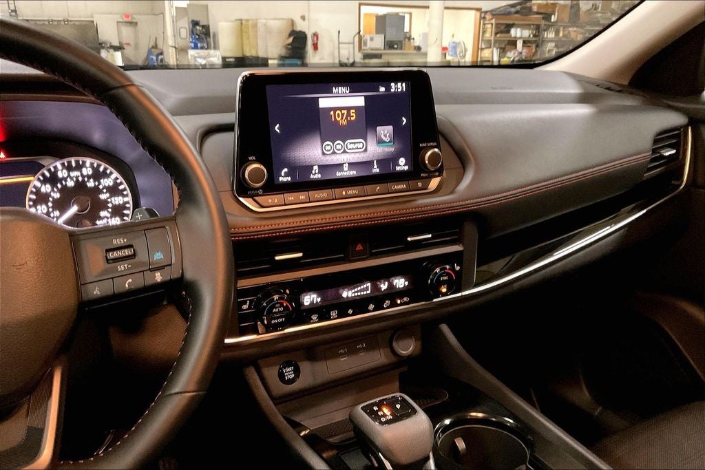 2025 Nissan Rogue Rock Creek