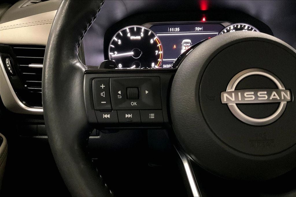 2023 Nissan Rogue SL