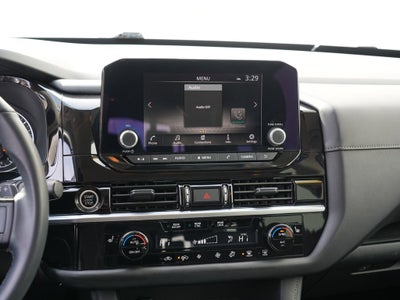 2023 Nissan Pathfinder SV