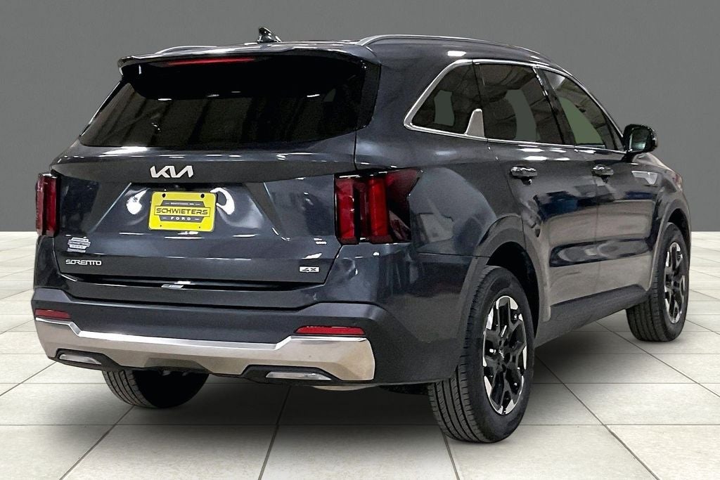 2024 Kia Sorento S