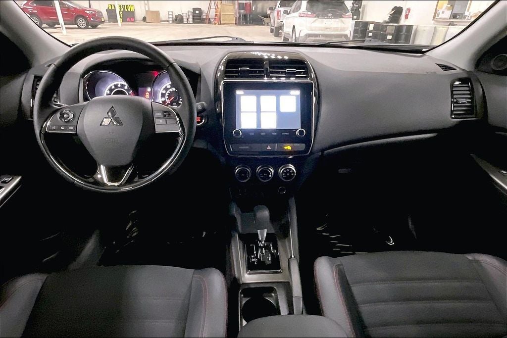 2025 Mitsubishi Outlander Sport 2.0 SE