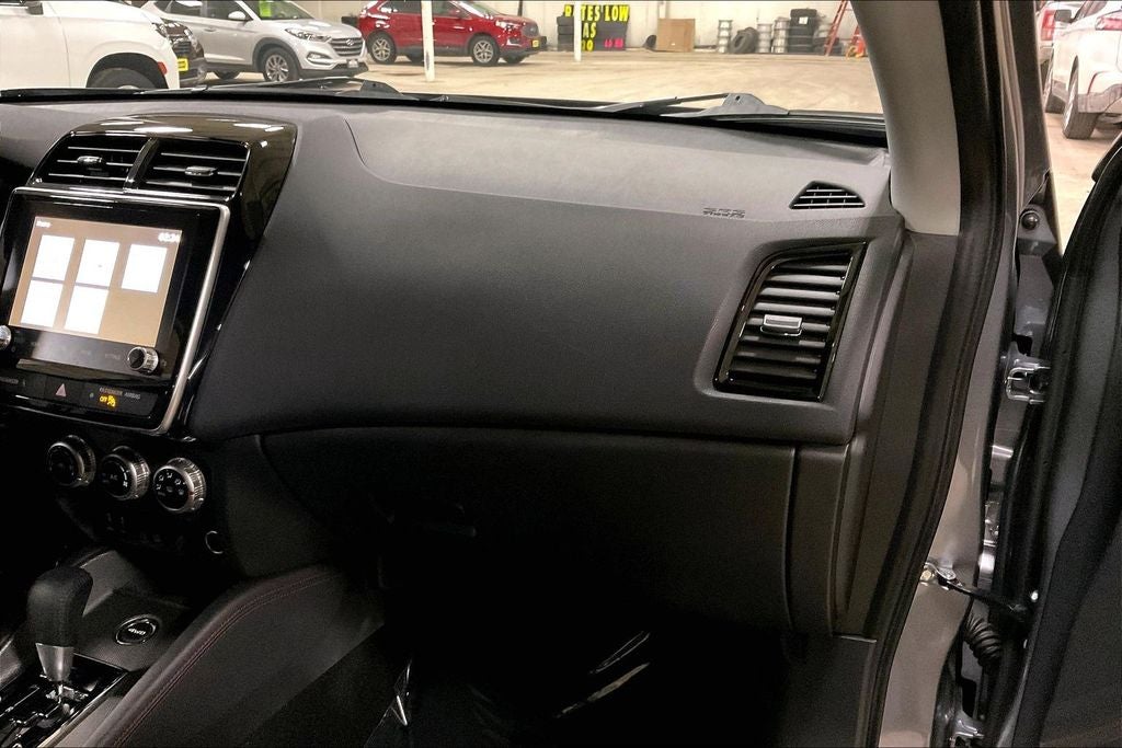 2025 Mitsubishi Outlander Sport 2.0 SE