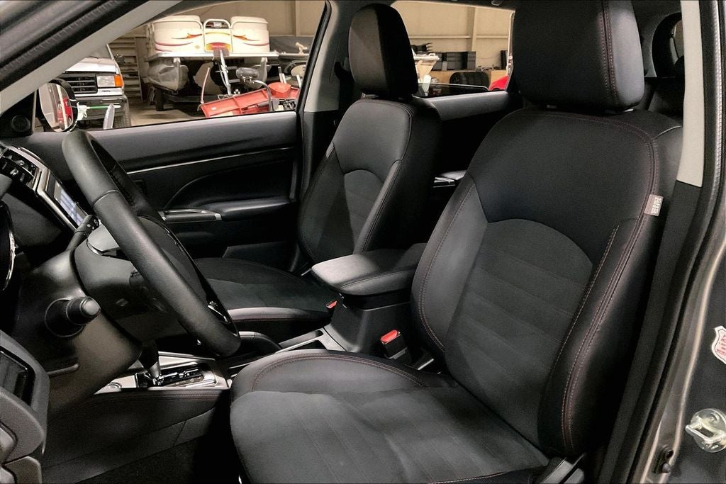 2025 Mitsubishi Outlander Sport 2.0 SE