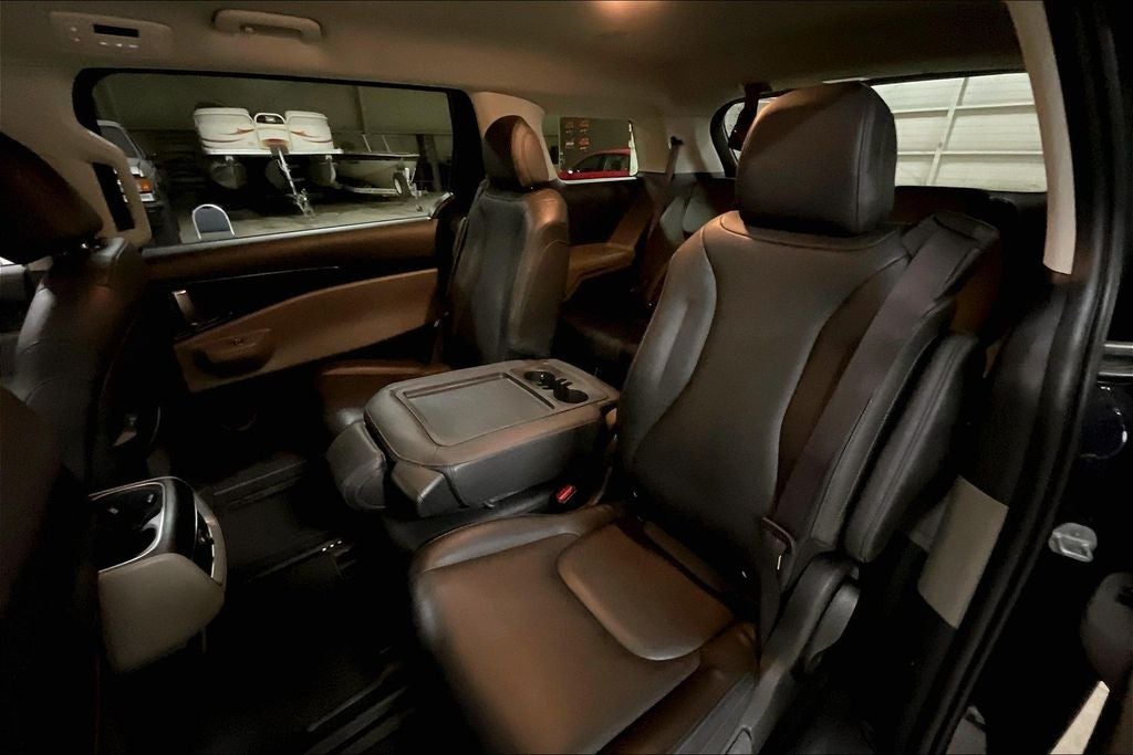 2025 Kia Carnival LXS