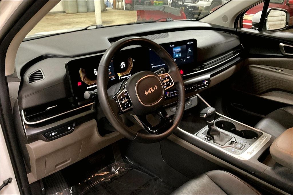 2025 Kia Carnival LXS