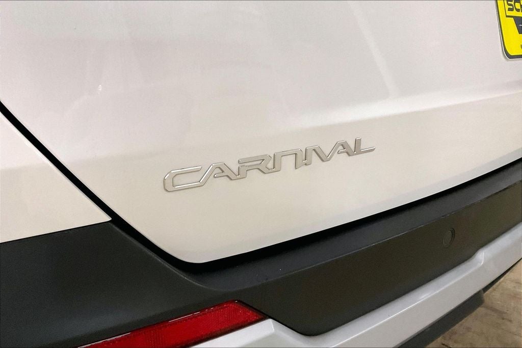 2025 Kia Carnival LXS