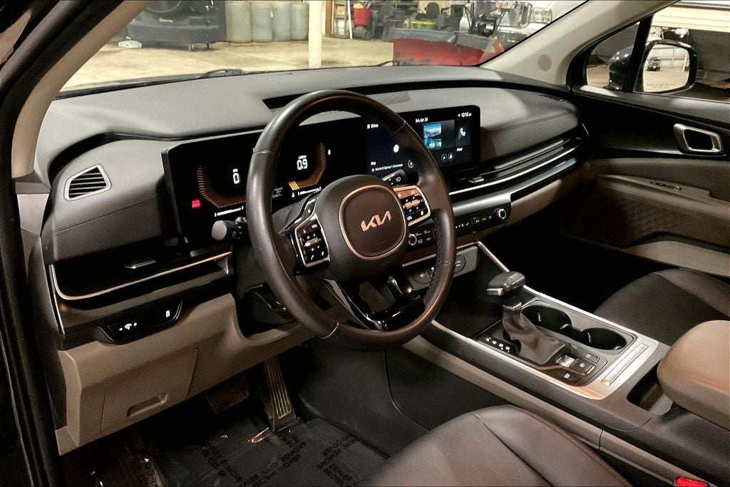 2025 Kia Carnival LXS