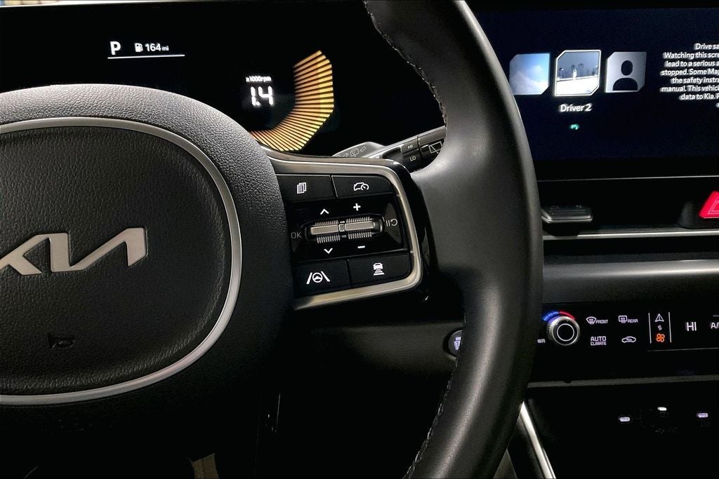 2025 Kia Carnival LXS