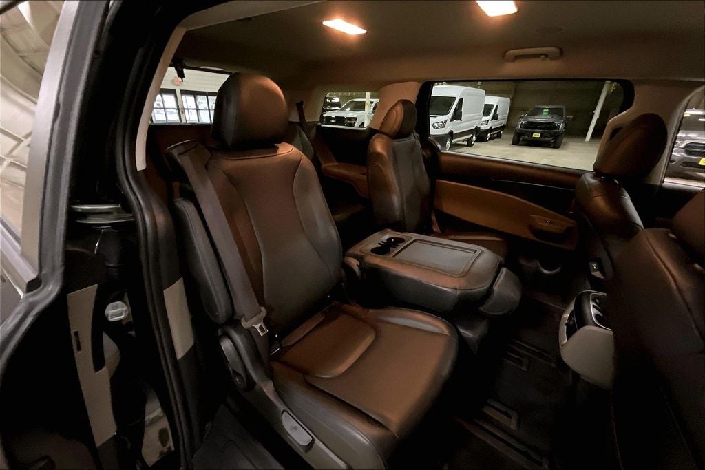 2025 Kia Carnival LXS