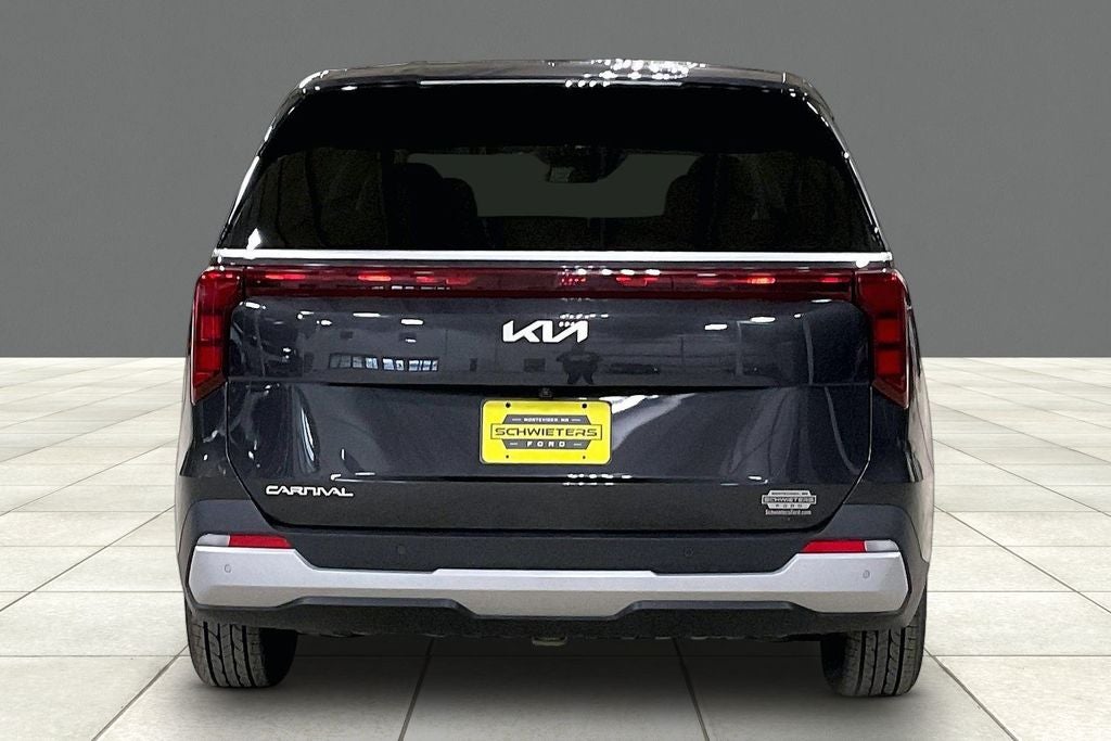 2025 Kia Carnival LXS