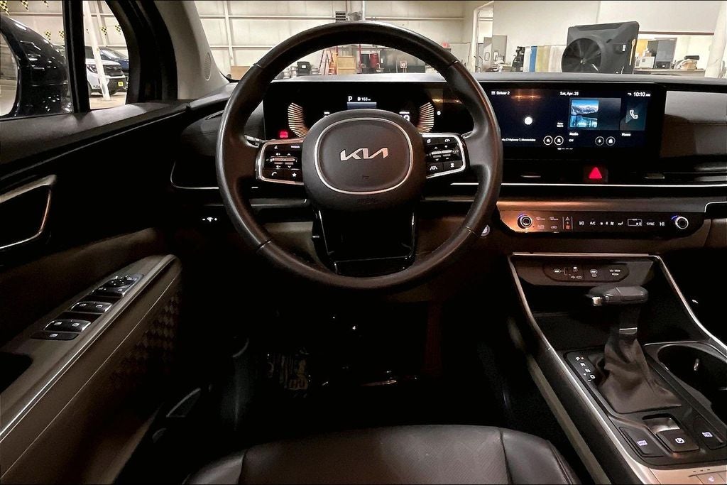 2025 Kia Carnival LXS