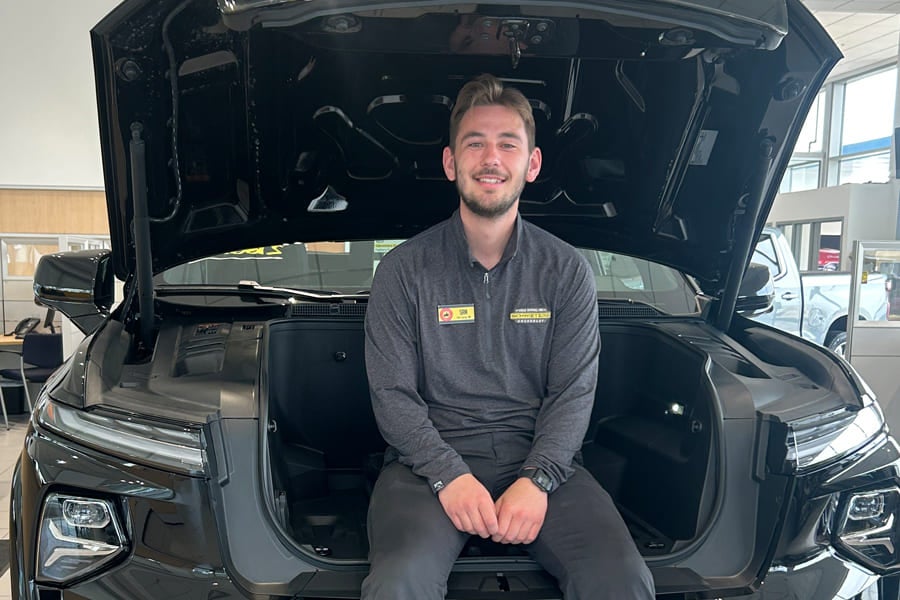 sitting EV